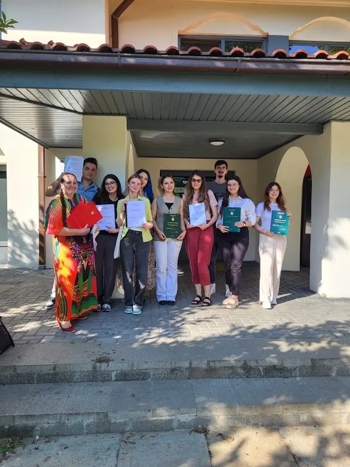 Participanți la un program de formare